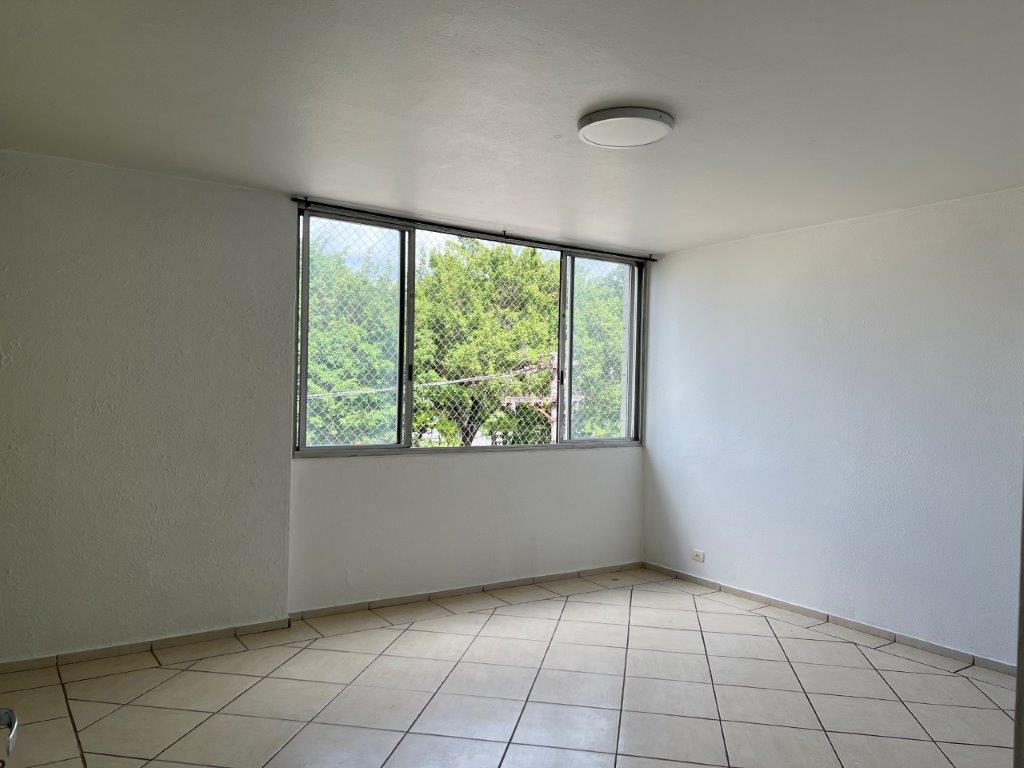 APARTAMENTO À VENDA COM UM DORMITÓRIO AU 55 m2 LAPA DE BAIXO