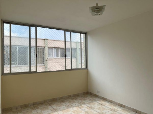 LAPA DE BAIXO APARTAMENTO À VENDA COM UM DORMITÓRIO E VAGA DE GARAGEM