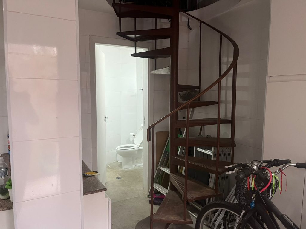 SOBRADO 4 DORMITORIOS – VENDA