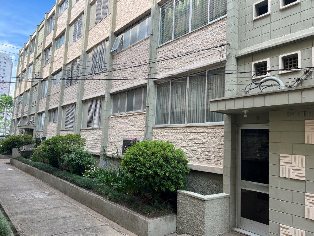 LAPA DE BAIXO APARTAMENTO À VENDA COM UM DORMITÓRIO E VAGA DE GARAGEM