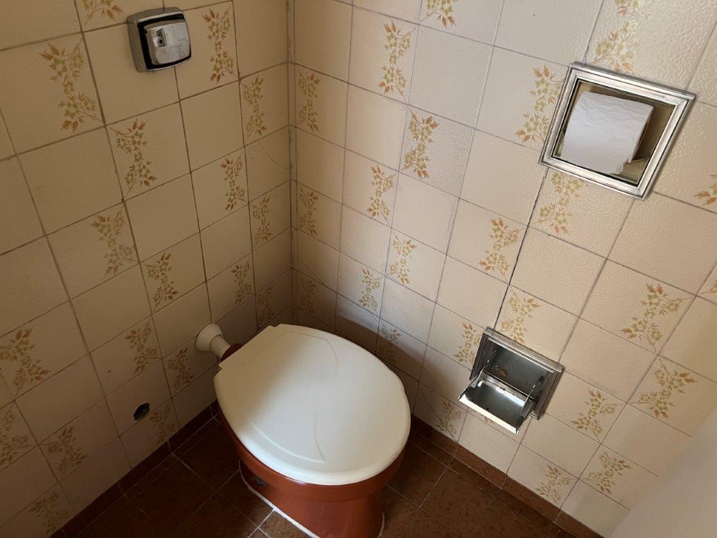 ALTO DE PINHEIROS PRÉDIO PARA LOCAÇÃO NA RUA PIO XI