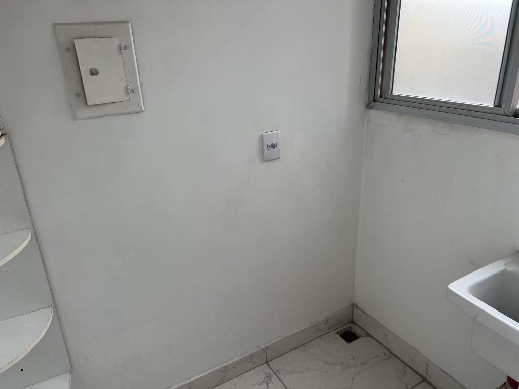 LAPA DE BAIXO APARTAMENTO PARA LOCAÇÃO COM 2 QUARTOS E VAGA DE GARAGEM