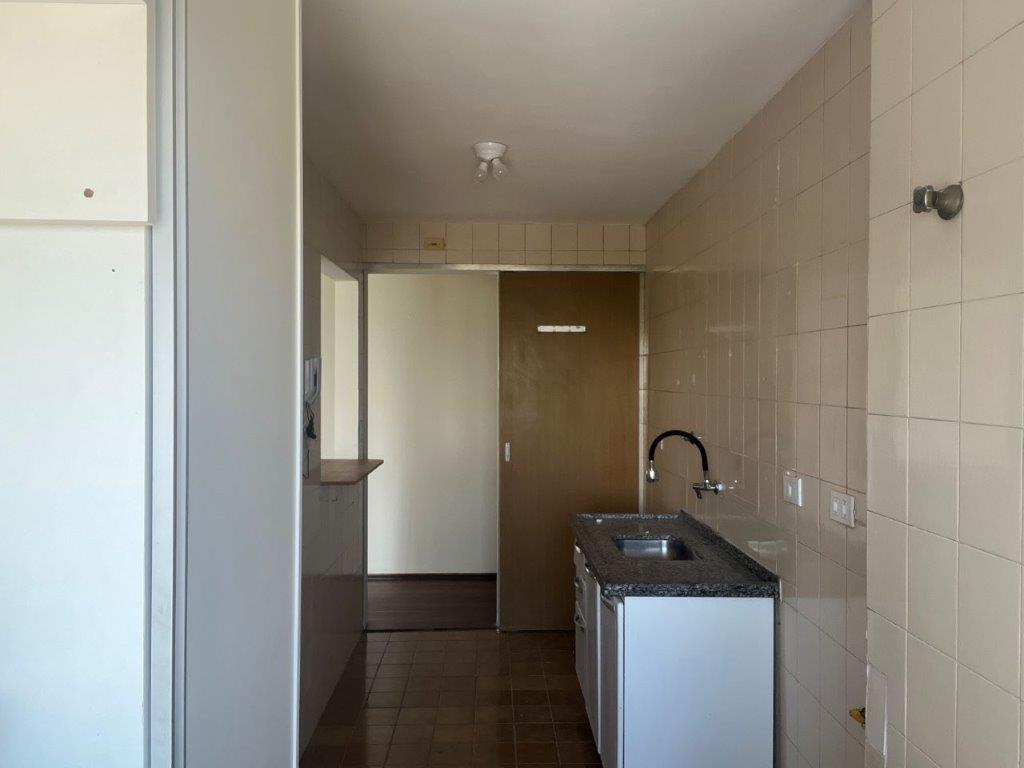 ALTO DE PINHEIROS APARTAMENTO À VENDA COM 2 QUARTOS, VARANDA E VAGA FIXA