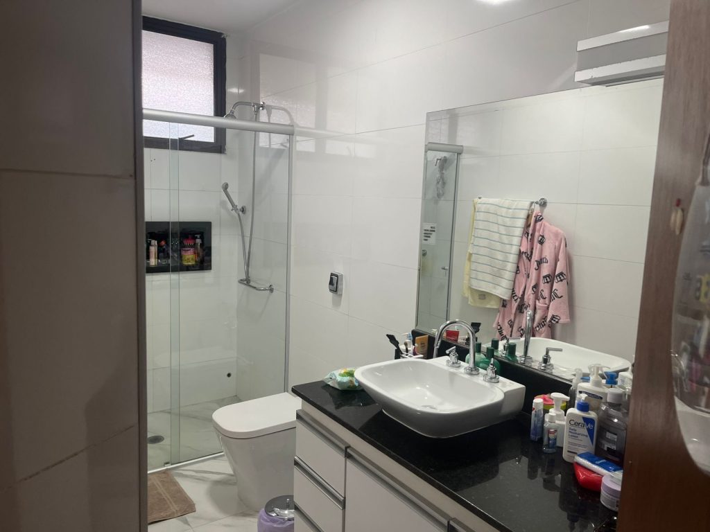 SOBRADO 4 DORMITORIOS – VENDA