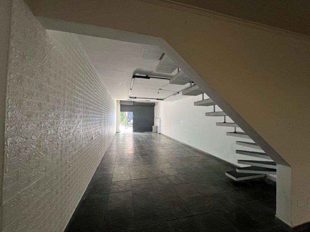 ALTO DE PINHEIROS PRÉDIO PARA LOCAÇÃO NA RUA PIO XI