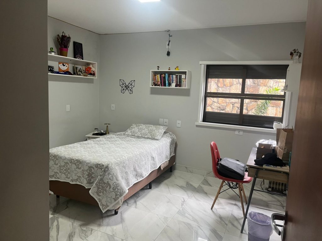 SOBRADO 4 DORMITORIOS – VENDA