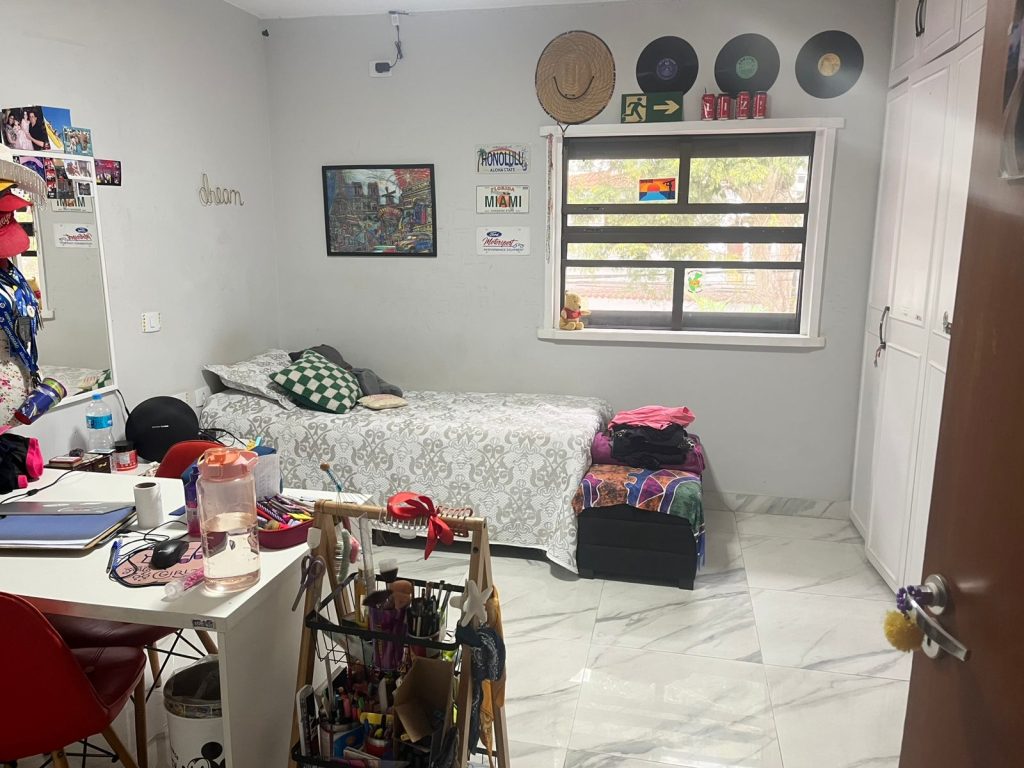 SOBRADO 4 DORMITORIOS – VENDA