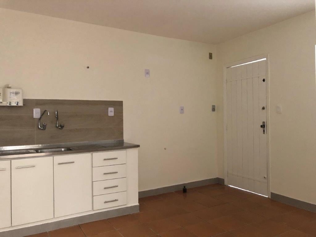 VILA ROMANA CASA TÉRREA PARA LOCAÇÃO COM 2 DORMITÓRIOS E GARAGEM