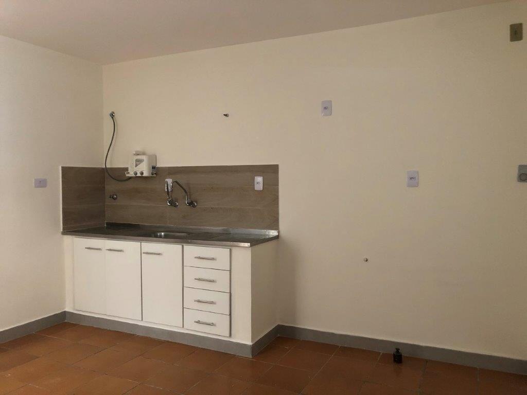 VILA ROMANA CASA TÉRREA PARA LOCAÇÃO COM 2 DORMITÓRIOS E GARAGEM