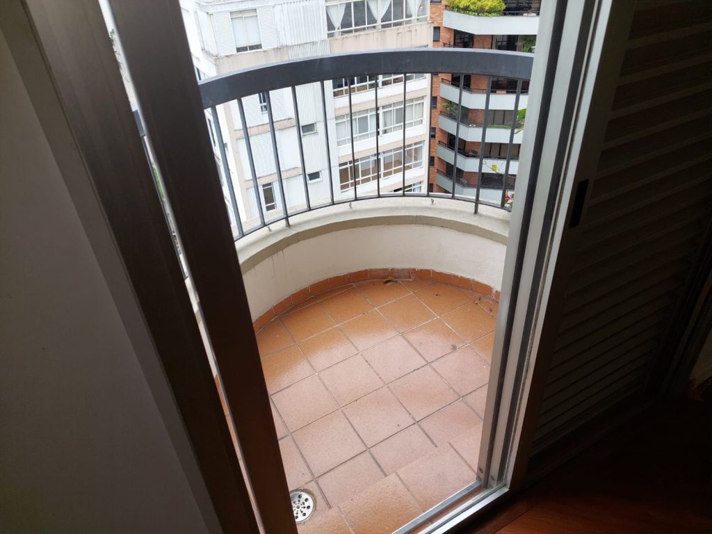 APARTAMENTO 4 DORMITORIOS PARA LOCAÇÃO – ITAIM BIBI