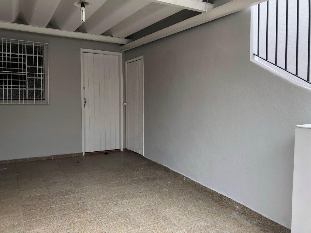 VILA ROMANA CASA TÉRREA PARA LOCAÇÃO COM 2 DORMITÓRIOS E GARAGEM