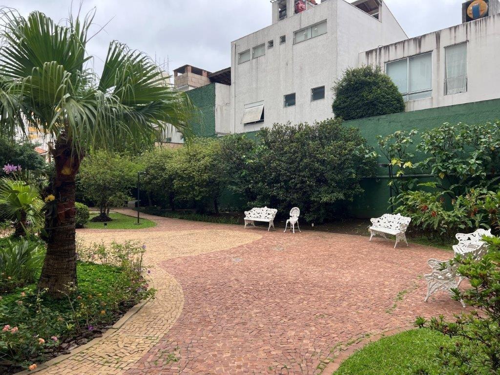 POMPÉIA APARTAMENTO PARA LOCAÇÃO COM 2 DORMITÓRIOS E COM DUAS VAGAS DE GARAGEM