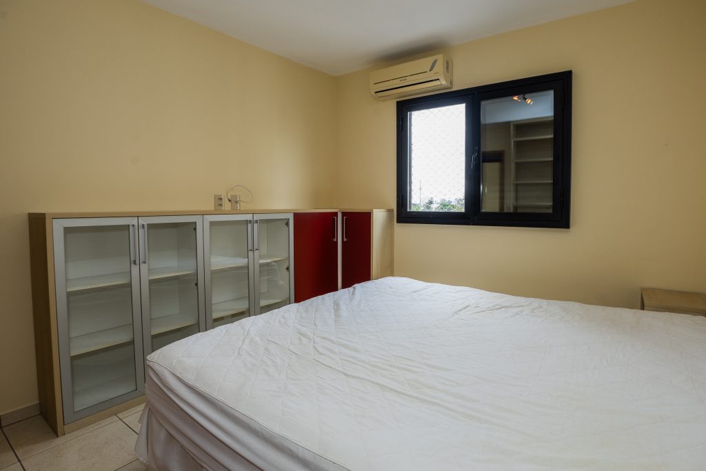 BUTANTÃ COBERTUA PARA LOCAÇÃO COM 3 SUÍTES E 3 VAGAS