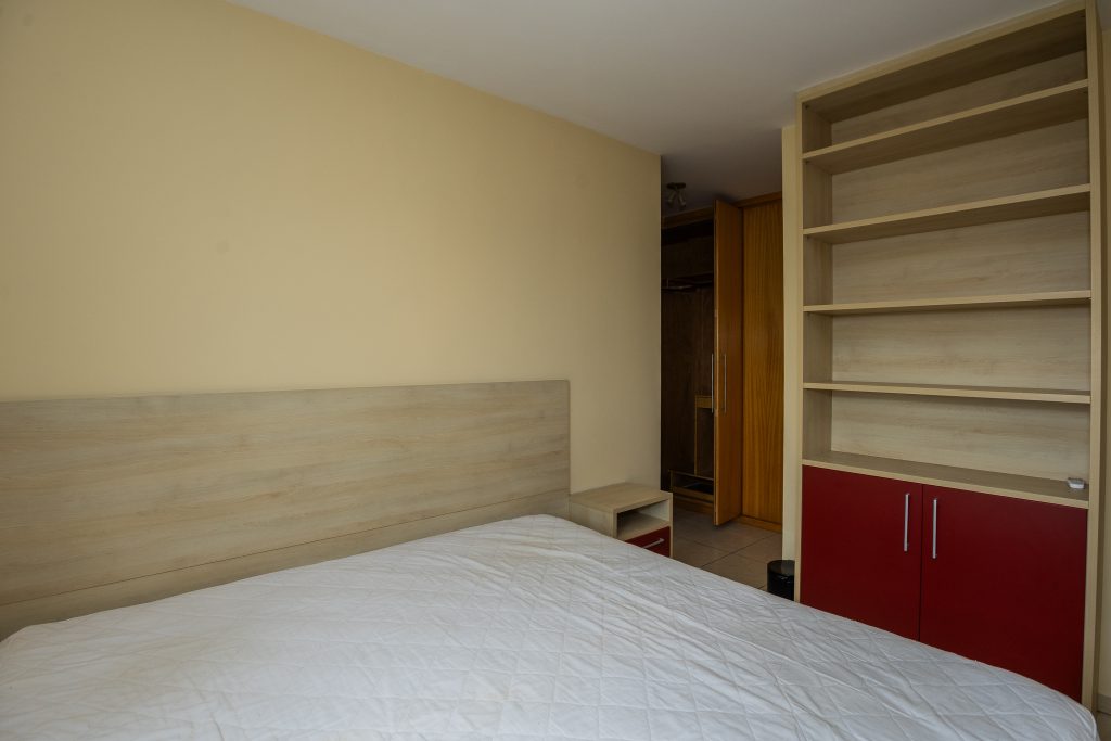 BUTANTÃ COBERTUA PARA LOCAÇÃO COM 3 SUÍTES E 3 VAGAS