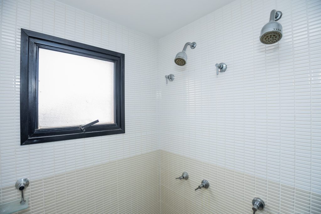 BUTANTÃ COBERTUA PARA LOCAÇÃO COM 3 SUÍTES E 3 VAGAS