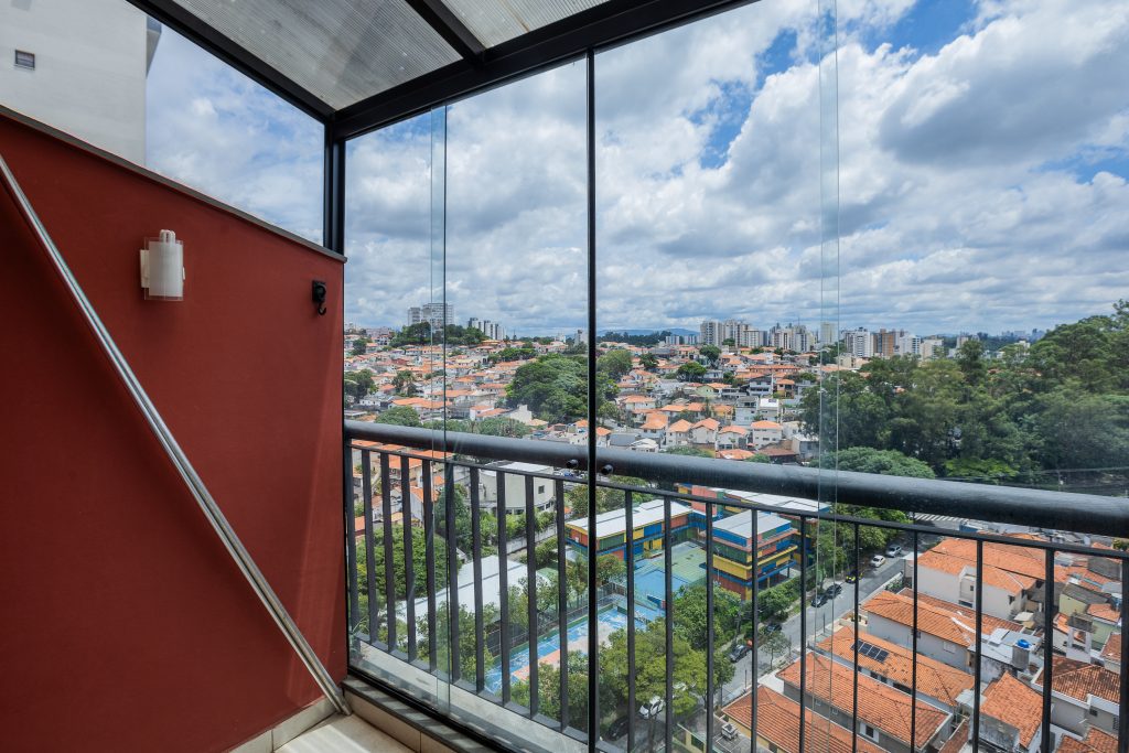 BUTANTÃ COBERTUA PARA LOCAÇÃO COM 3 SUÍTES E 3 VAGAS