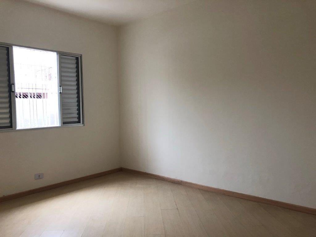 VILA ROMANA CASA TÉRREA PARA LOCAÇÃO COM 2 DORMITÓRIOS E GARAGEM