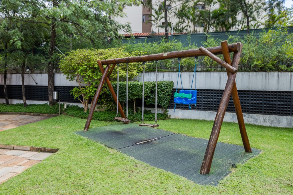 BUTANTÃ COBERTUA PARA LOCAÇÃO COM 3 SUÍTES E 3 VAGAS