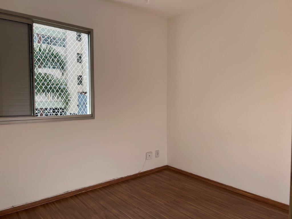 PERDIZES APARTAMENTO À VENDA PRÓXIMO DA PUC COM UM DORMITÓRIO E VAGA DE GARAGEM