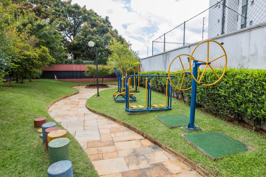 BUTANTÃ COBERTUA PARA LOCAÇÃO COM 3 SUÍTES E 3 VAGAS