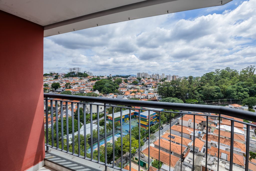 BUTANTÃ COBERTUA PARA LOCAÇÃO COM 3 SUÍTES E 3 VAGAS