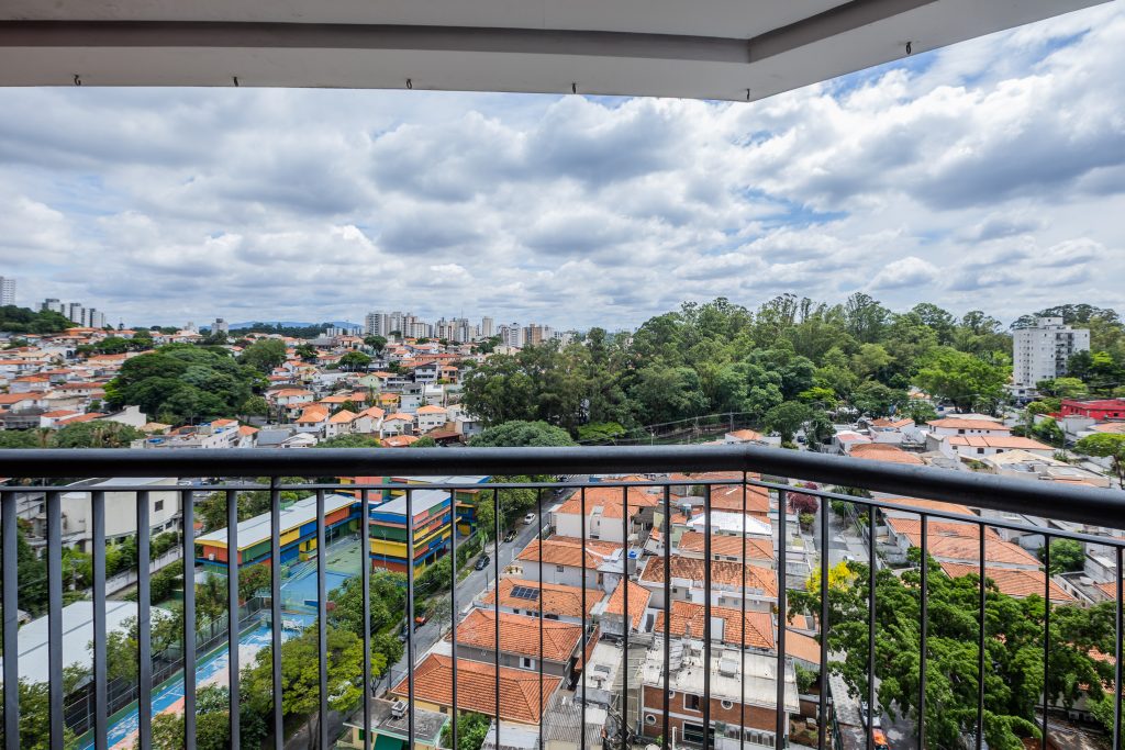 BUTANTÃ COBERTUA PARA LOCAÇÃO COM 3 SUÍTES E 3 VAGAS