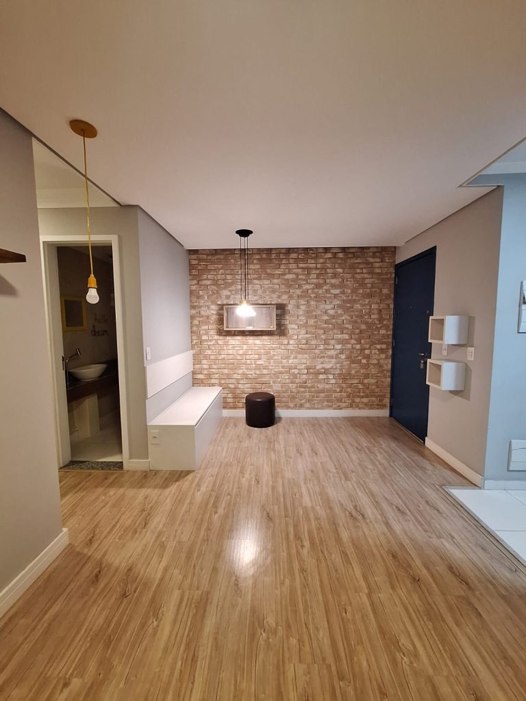 VILA ANASTÁCIO   APARTAMENTO PARA LOCAÇÃO COM 2 DORMITÓRIOS, VARANDA E VAGA