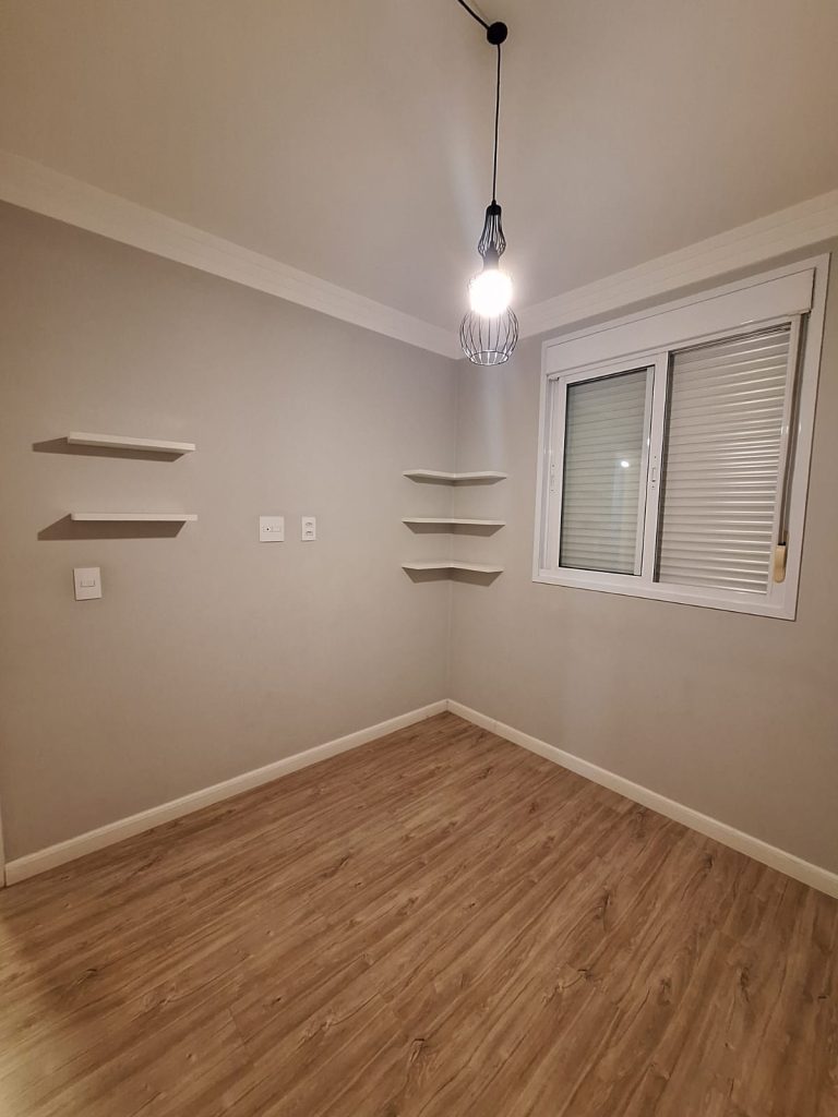 VILA ANASTÁCIO   APARTAMENTO PARA LOCAÇÃO COM 2 DORMITÓRIOS, VARANDA E VAGA