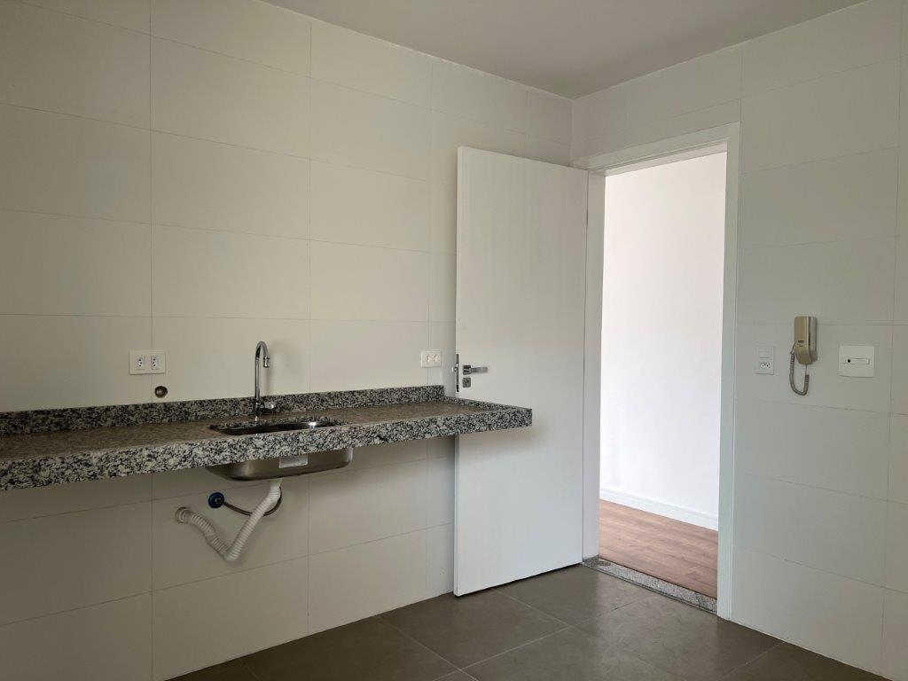 VILA JAGUARA APARTAMENTO À VENDA COM DOIS DORMITÓRIOS E COM DUAS VAGAS DE GARAGEM