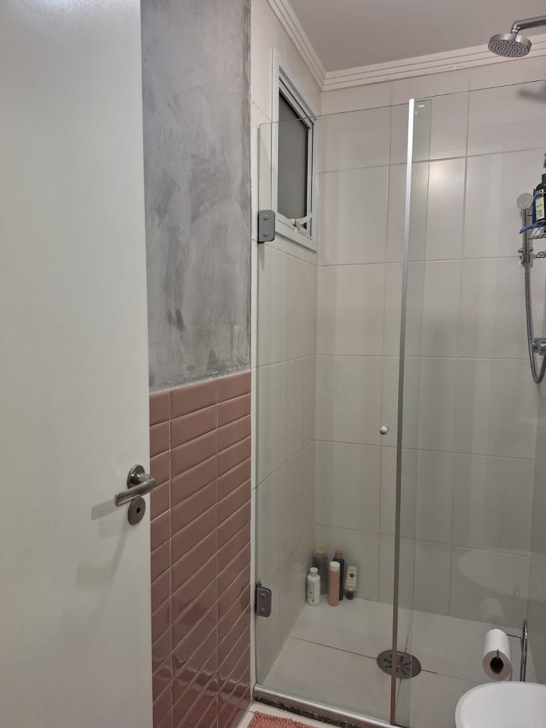 VILA ANASTÁCIO   APARTAMENTO PARA LOCAÇÃO COM 2 DORMITÓRIOS, VARANDA E VAGA