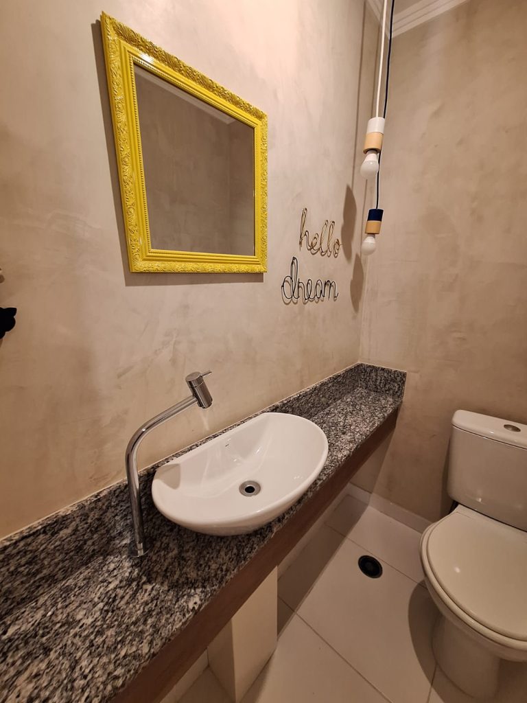 VILA ANASTÁCIO   APARTAMENTO PARA LOCAÇÃO COM 2 DORMITÓRIOS, VARANDA E VAGA