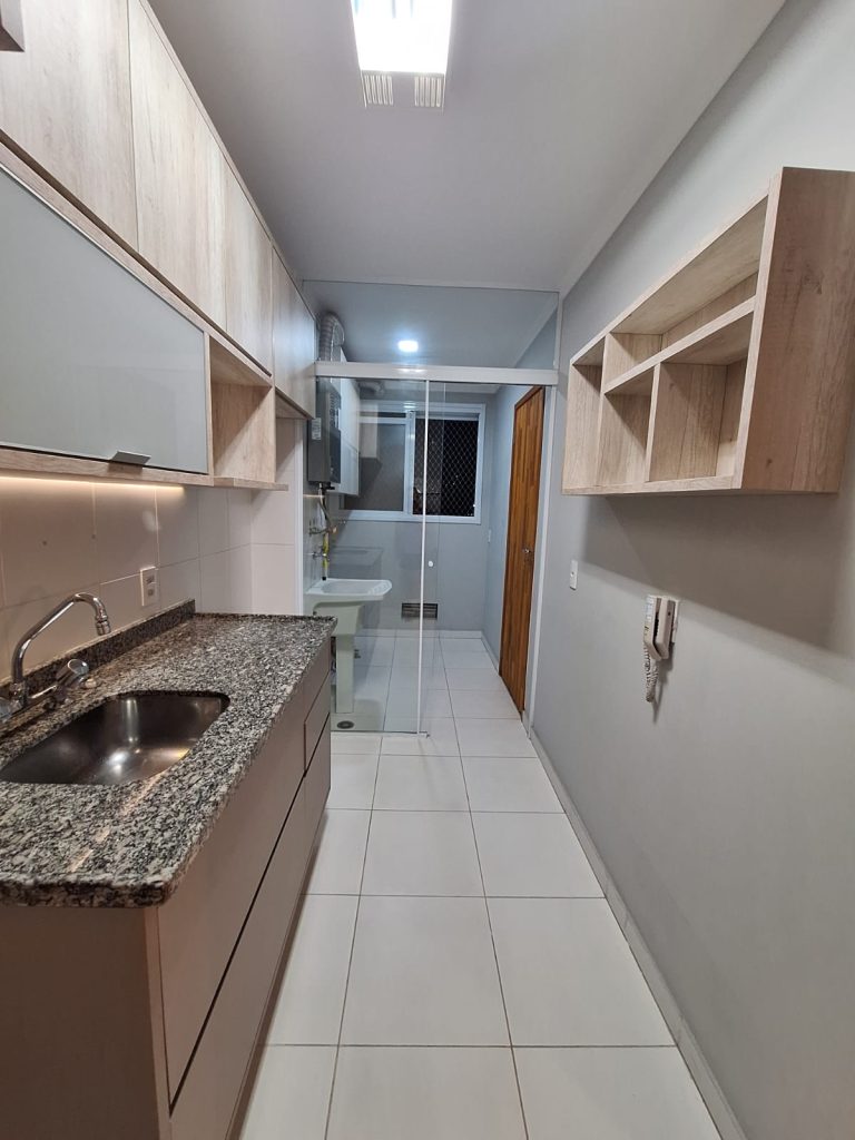 VILA ANASTÁCIO   APARTAMENTO PARA LOCAÇÃO COM 2 DORMITÓRIOS, VARANDA E VAGA