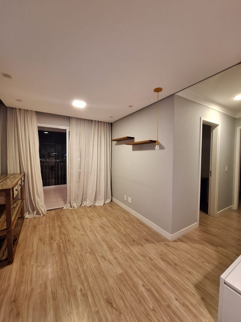 VILA ANASTÁCIO   APARTAMENTO PARA LOCAÇÃO COM 2 DORMITÓRIOS, VARANDA E VAGA