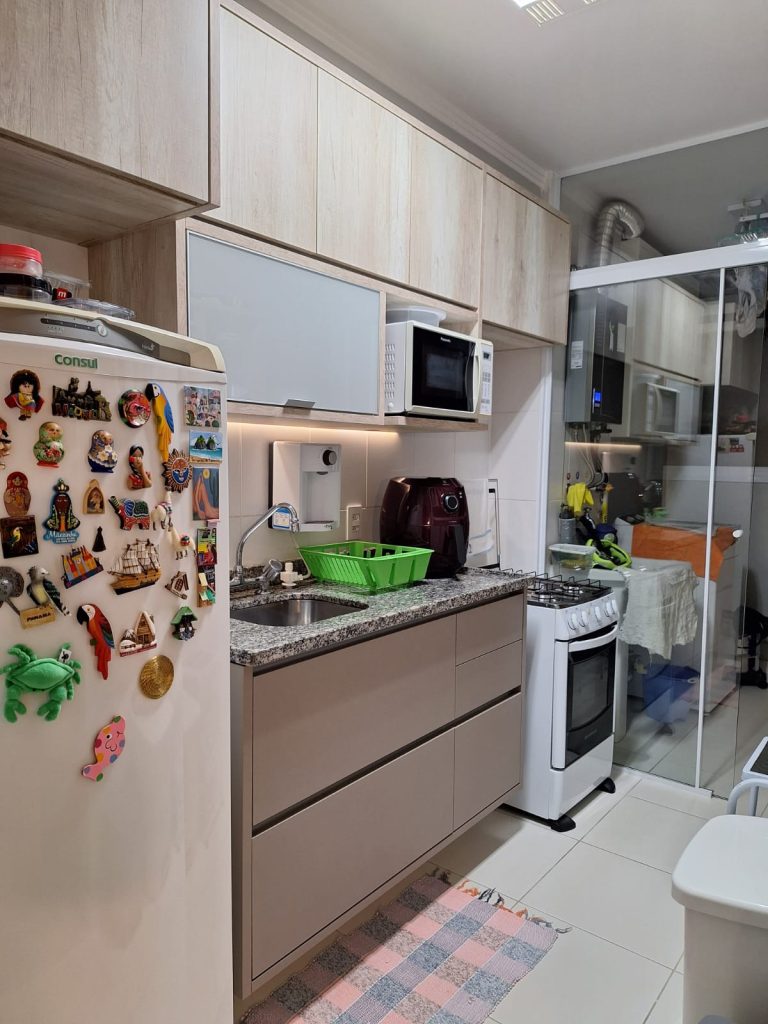 VILA ANASTÁCIO   APARTAMENTO PARA LOCAÇÃO COM 2 DORMITÓRIOS, VARANDA E VAGA