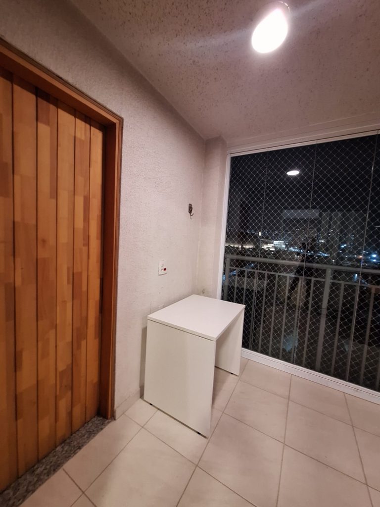 VILA ANASTÁCIO   APARTAMENTO PARA LOCAÇÃO COM 2 DORMITÓRIOS, VARANDA E VAGA