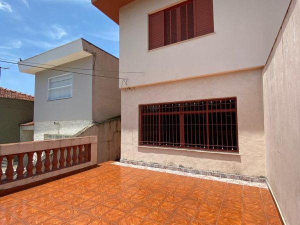 SOBRADO PARA LOCAÇÃO 3 DORMITÓRIOS– ViIa dos Remédios.