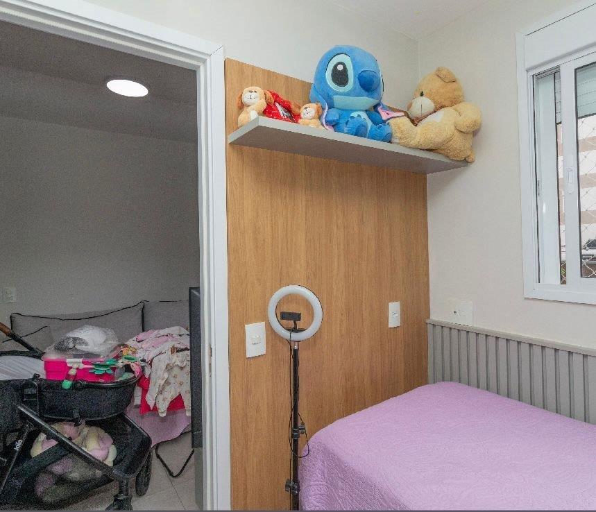 LAPA DE BAIXO – APARTAMENTO À VENDA COM 2 DORMITÓRIOS E VARANDA