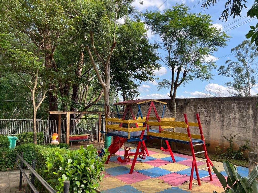 JARDIM ÍRIS APARTAMENTO PARA LOCAÇÃO COM 2 DORMITÓRIOS E VAGA DE GARAGEM