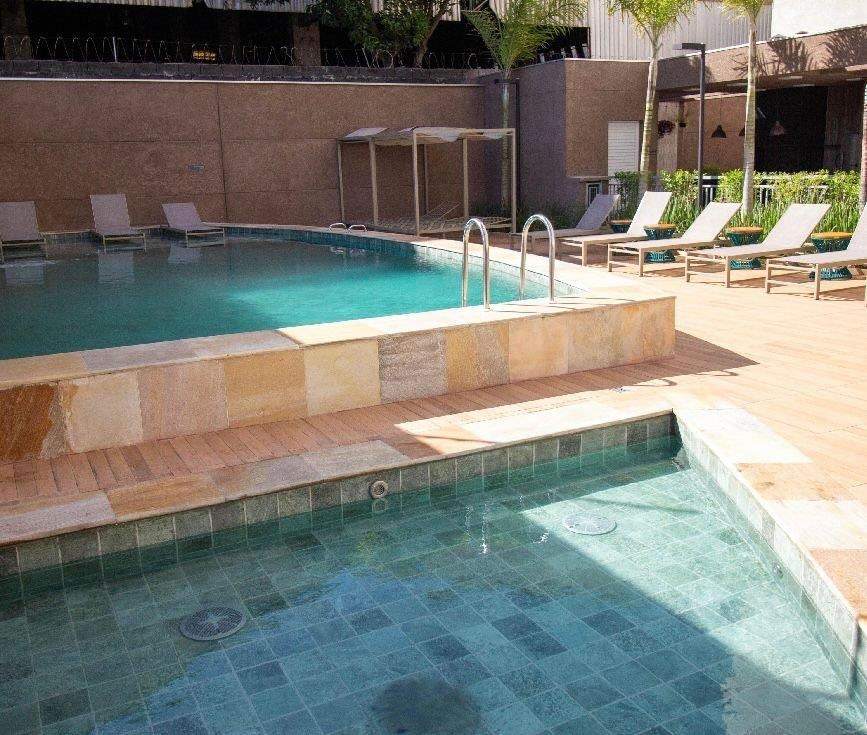 LAPA DE BAIXO – APARTAMENTO À VENDA COM 2 DORMITÓRIOS E VARANDA