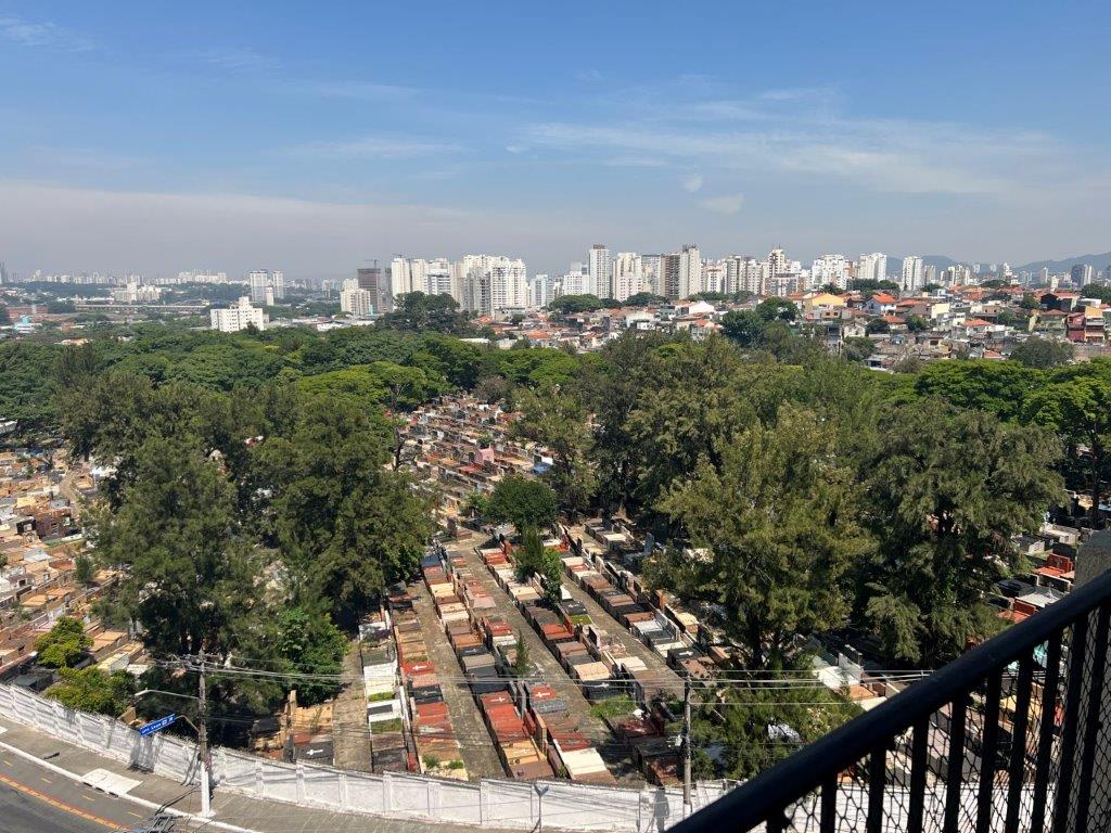 ALTO DE PINHEIROS APARTAMENTO PARA LOCAÇÃO COM 2 QUARTOS, VARANDA E VAGA FIXA