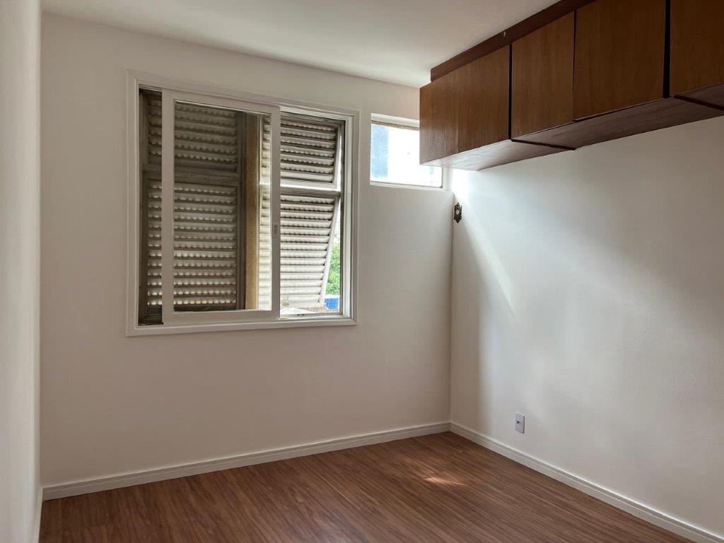 PINHEIROS (PRÓXIMO DA RUA TEODORO SAMPAIO) APARTAMENTO PARA LOCAÇÃO COM UM DORMITÓRIO E VAGA DE GARAGEM FIXA