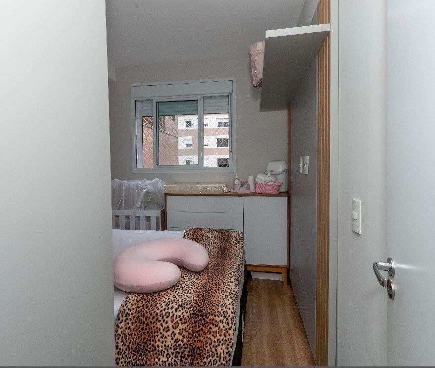 LAPA DE BAIXO – APARTAMENTO À VENDA COM 2 DORMITÓRIOS E VARANDA