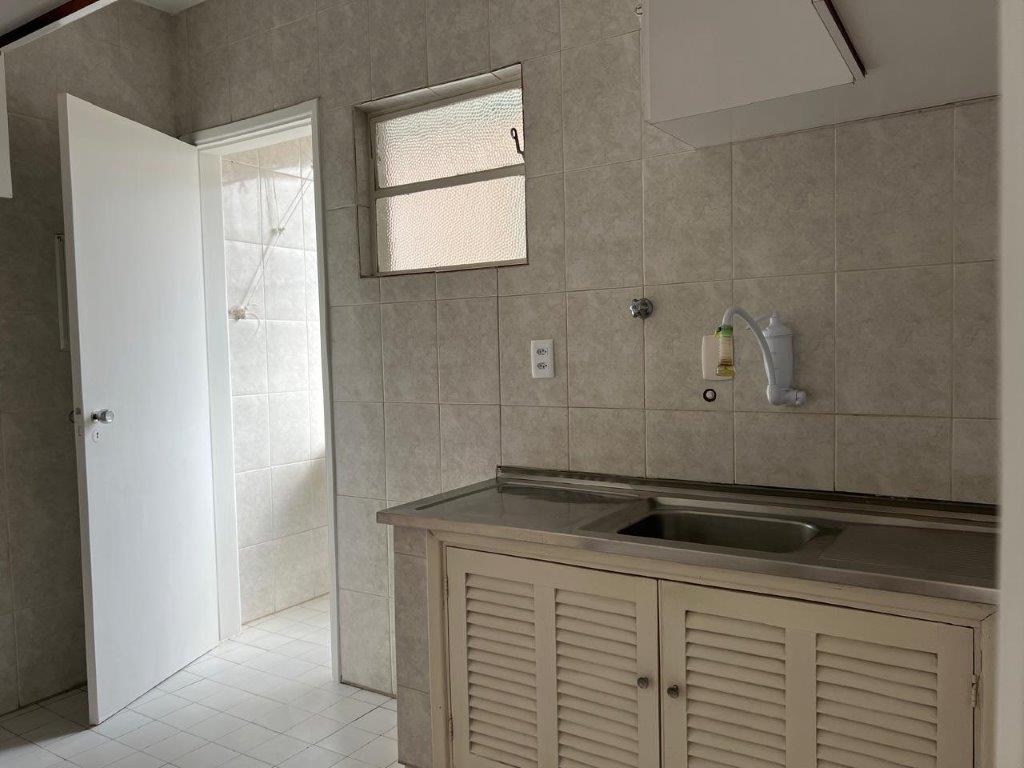 PINHEIROS (PRÓXIMO DA RUA TEODORO SAMPAIO) APARTAMENTO PARA LOCAÇÃO COM UM DORMITÓRIO E VAGA DE GARAGEM FIXA