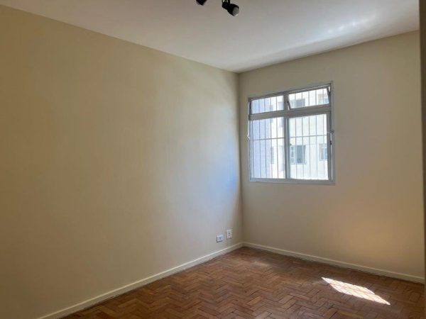 POMPÉIA APARTAMENTO PARA ALUGAR DE UM QUARTO, COM VAGA FIXA E COBERTA