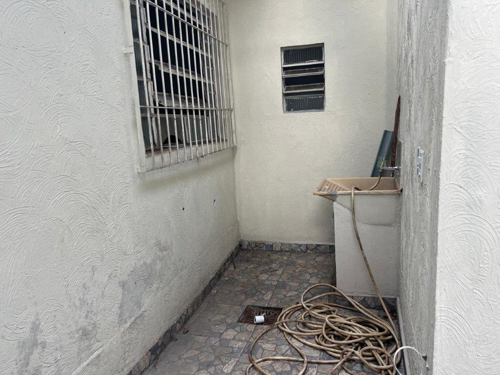 LAPA DE BAIXO CASA TÉRREA À VENDA  