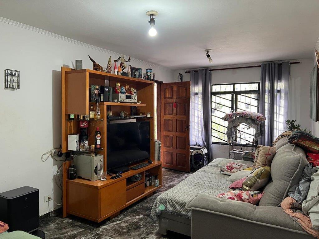 JARDIM REGINA SOBRADO À VENDA COM 3 DORMITÓRIOS E VAGA DE GARAGEM
