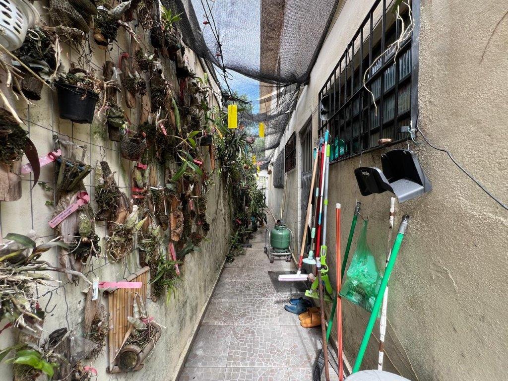 JARDIM REGINA SOBRADO À VENDA COM 3 DORMITÓRIOS E VAGA DE GARAGEM