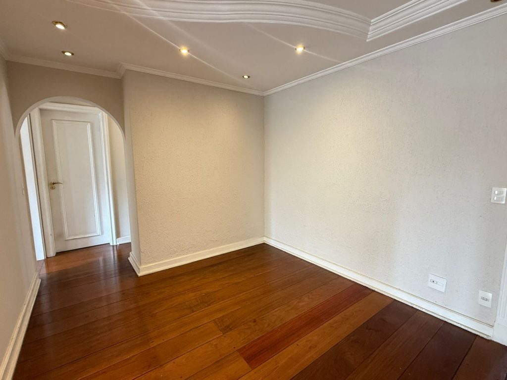 Locação 3 dormitórios (1 suíte) PERDIZES