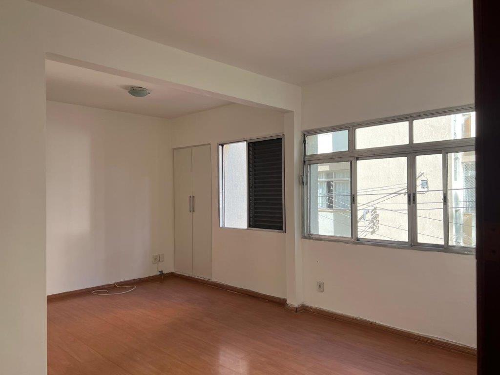 LAPA DE BAIXO APARTAMENTO PARA LOCAÇÃO PRÓXIMO DA POLÍCIA FEDERAL
