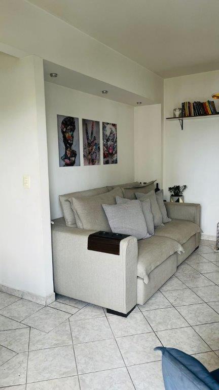 LAPA DE BAIXO APARTAMENTO À VENDA COM 2 DORMITÓRIOS, SACADA E VAGA DE GARAGEM